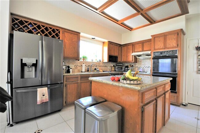 Building Photo - 1711 S Medio River Cir