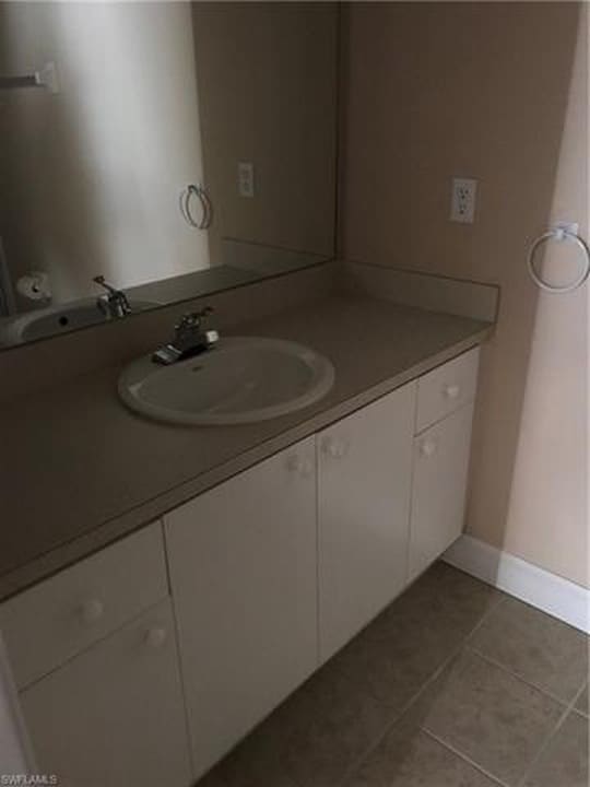 Building Photo - 4109 Bellasol Cir