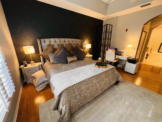 Building Photo - 901 Waterside Ln