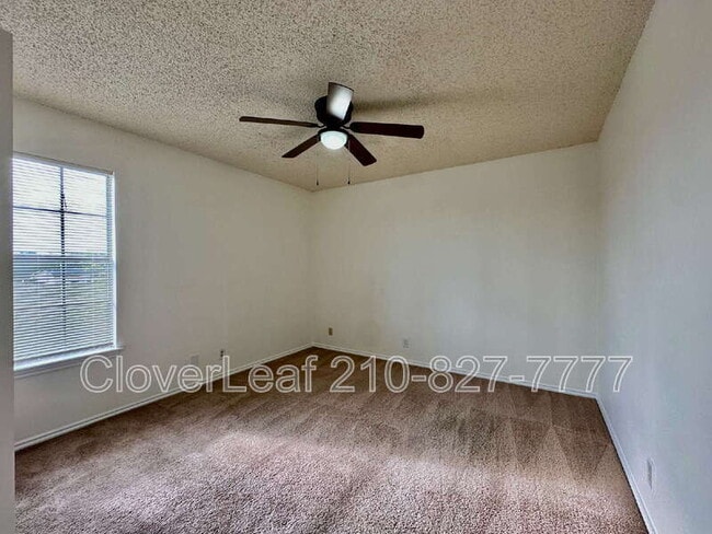 Building Photo - 10565 Starcrest Dr