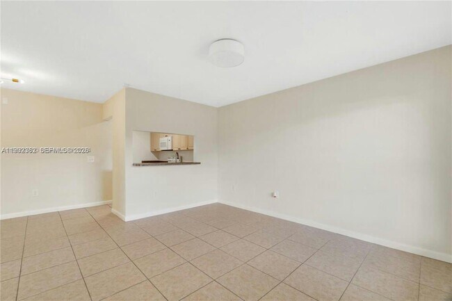 Building Photo - 561 NW 100th Pl