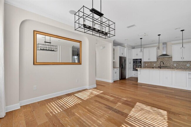 Building Photo - 3970 Aldea Way