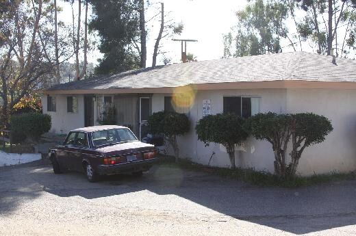 Primary Photo - Gateway Apartments