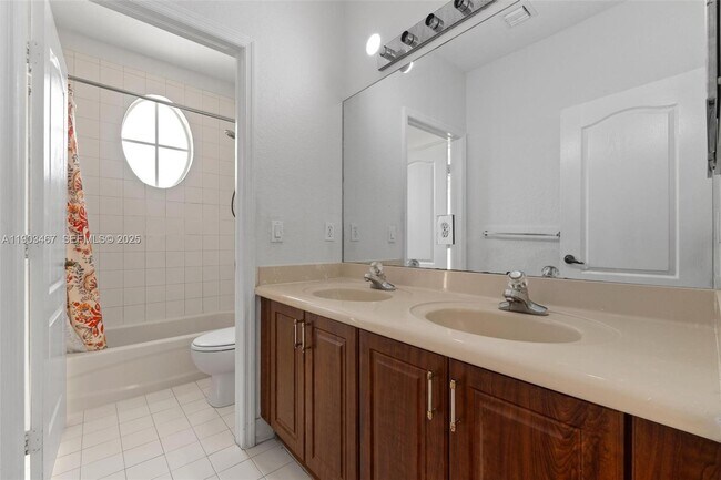 Building Photo - 8394 NW 113th Path