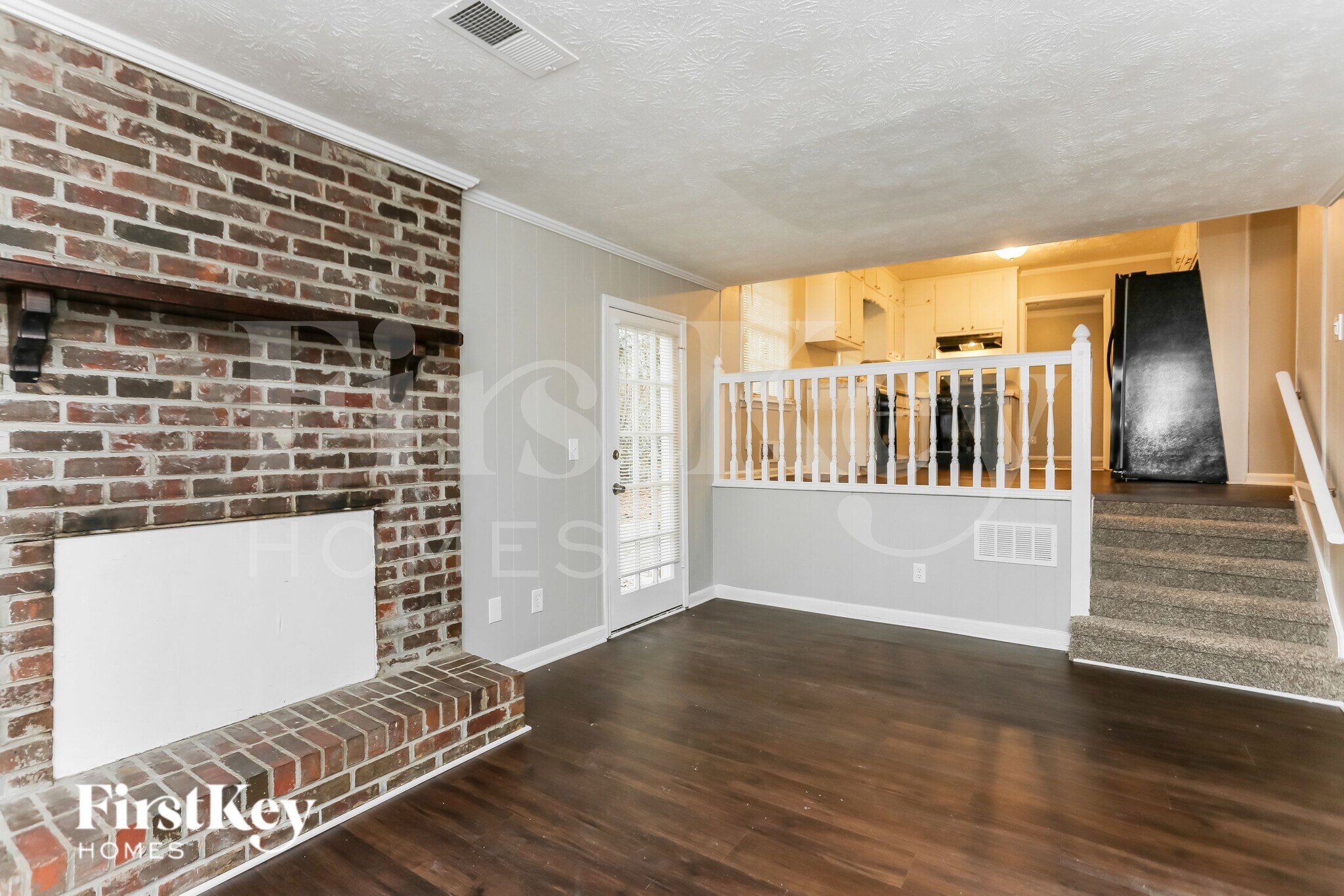 Building Photo - 2881 Hickory Trail