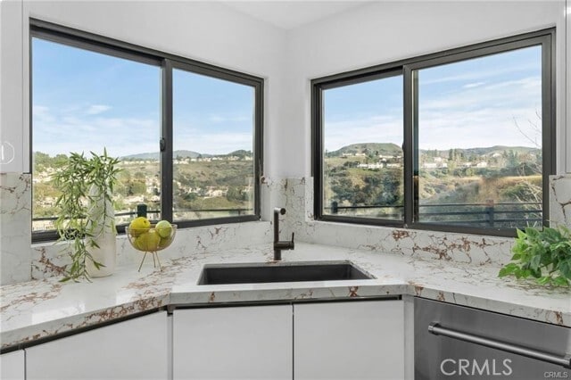 Building Photo - 7460 E Hummingbird Cir