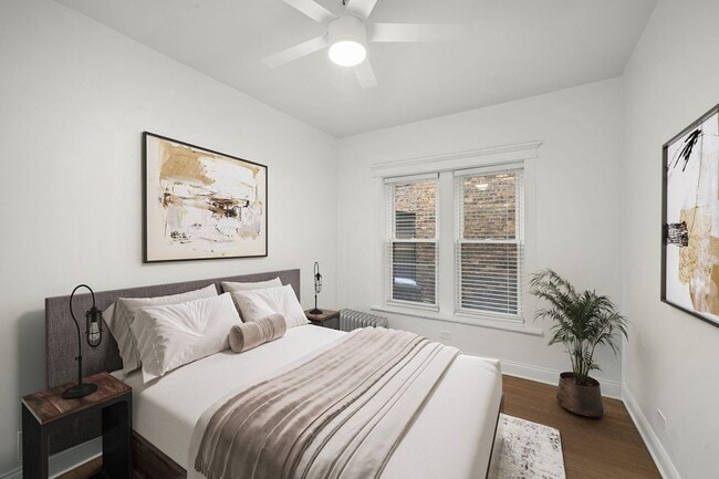 Building Photo - Spacious 4-Bedroom, 2-Bath in Edgewater — Sun-Filled, Stylish, and Pet-Friendly with In-Unit Laun...