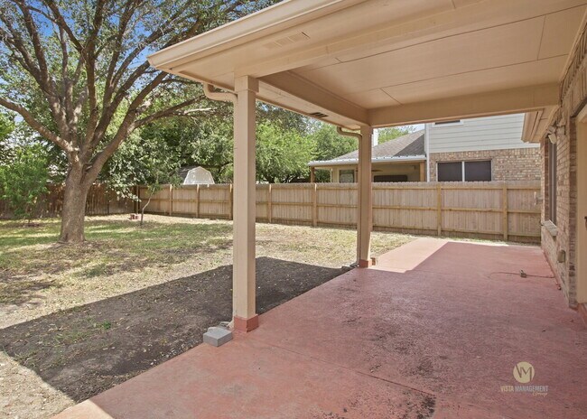 Building Photo - Welcome to this spacious two-story home located in the Enclave at Westover Hills on San Antonio's...
