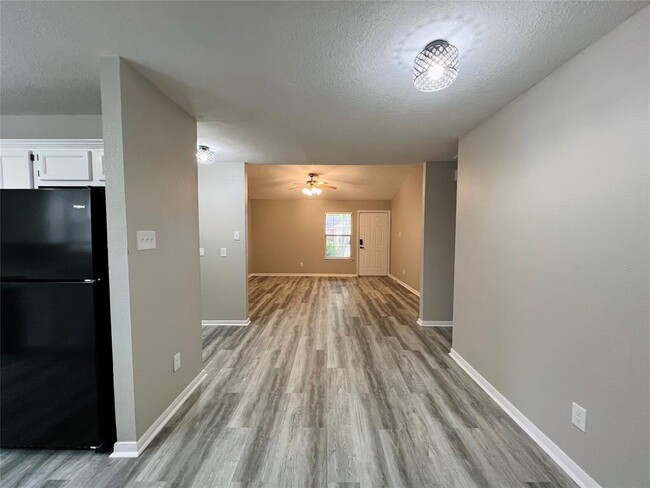 Building Photo - 5344 Tallowpine Terrace