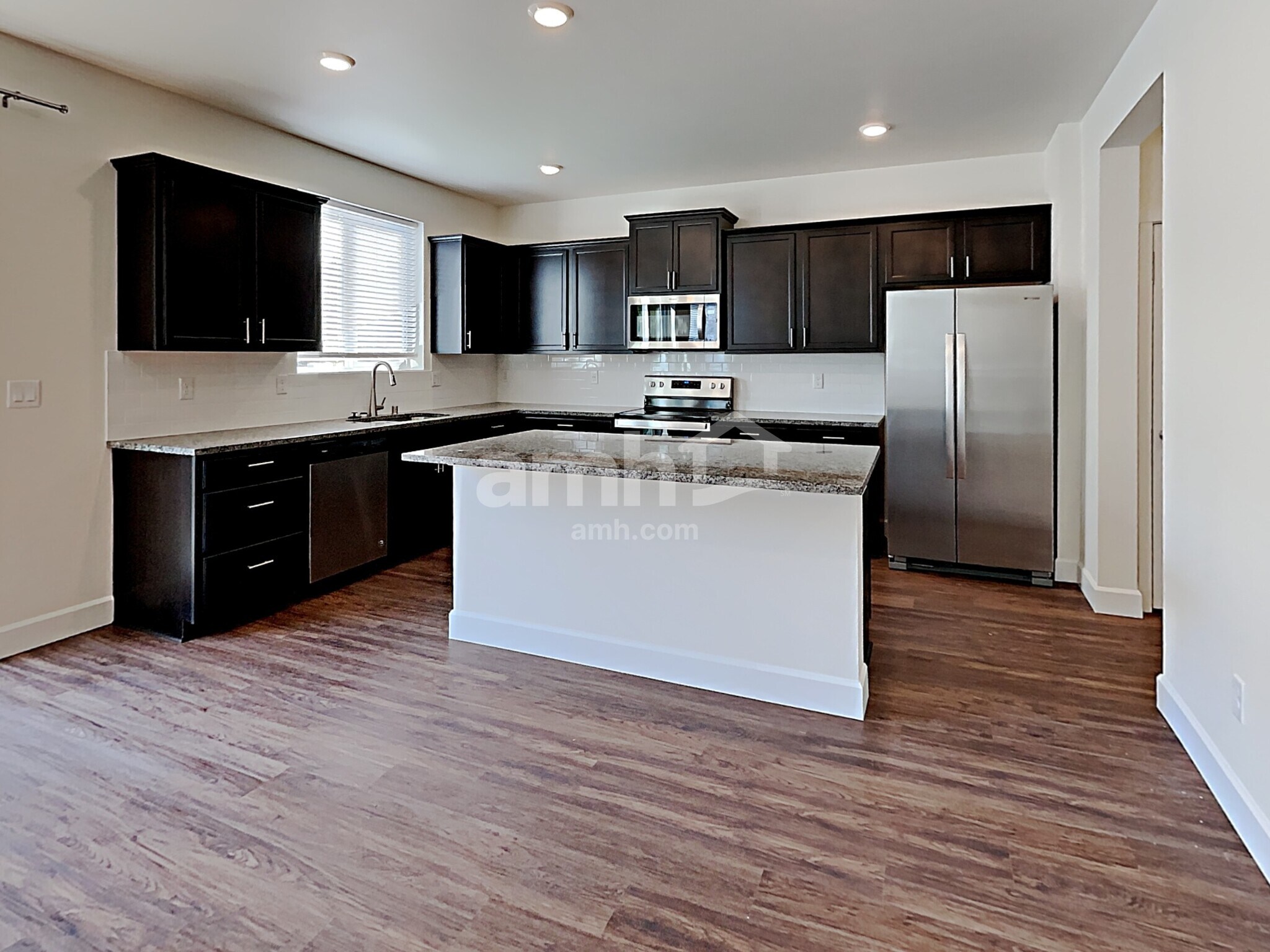 Building Photo - 12433 83rd Ave E