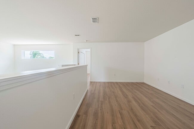 Building Photo - 3701 Titanic Cir