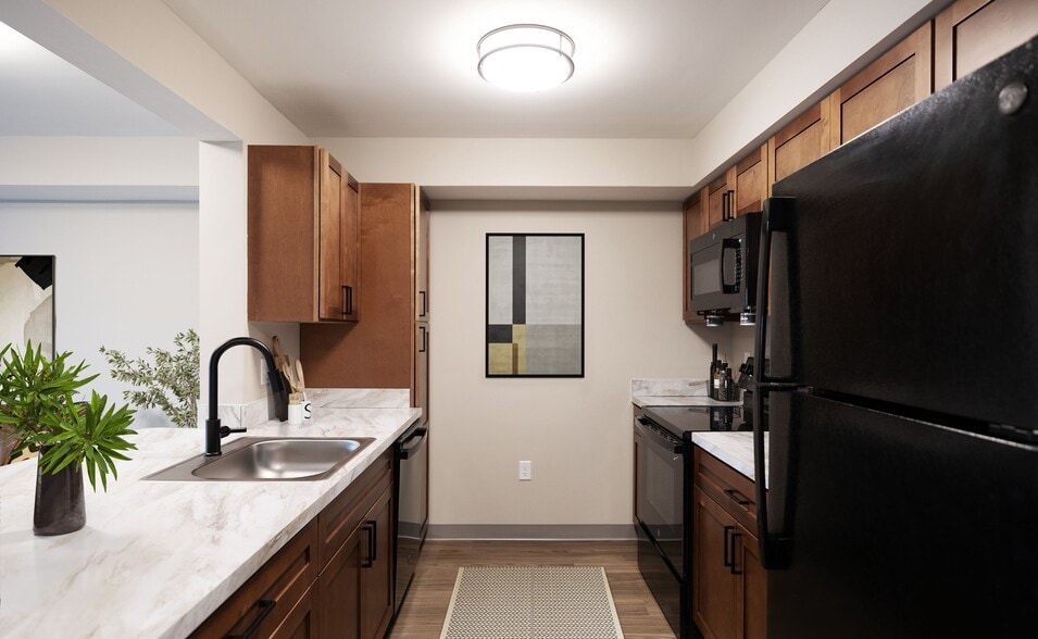 Building Photo - Hudson Heights Apartments
