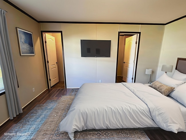 Building Photo - 48582 Lakeview E