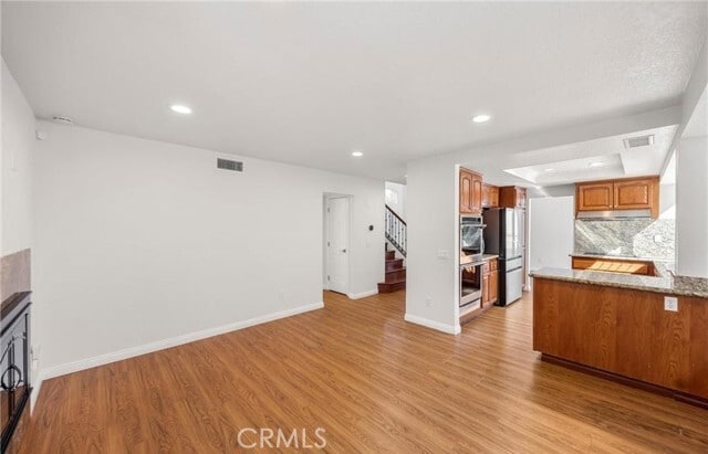 Building Photo - 371 N Brook Glen Ln