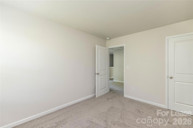 Building Photo - 208 S Bell Ave