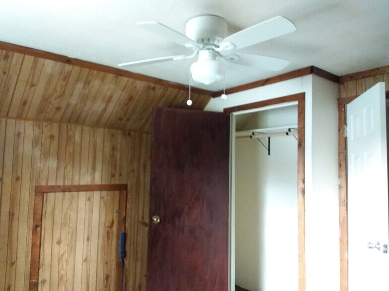 Building Photo - 58 Pennywood Ln