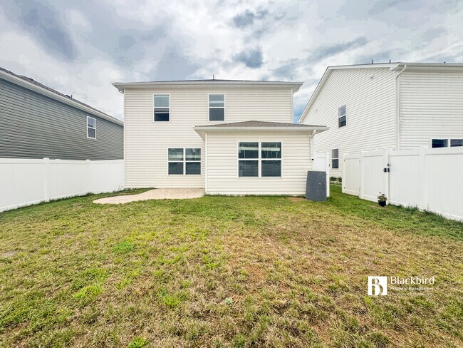 Building Photo - 561 Fawn Mdw Ln