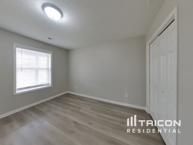 Building Photo - 9638 Zircon Ln N