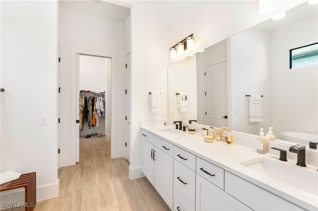 Building Photo - 9584 Caymas Ter