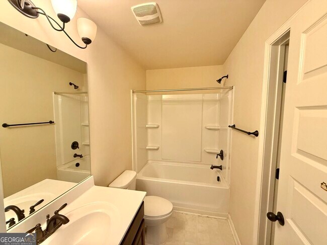 Building Photo - 1201 Mottled Ct