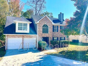 Building Photo - 2024 Smithfield Ave