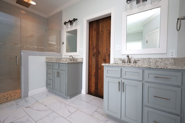 Building Photo - 121 Floyd Mcneal Dr