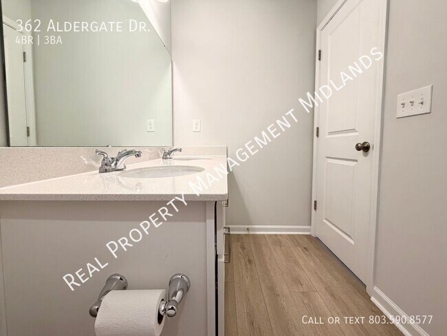 Building Photo - 362 Aldergate Dr