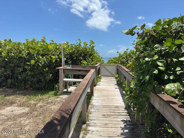 Building Photo - 1095 Jimmy Buffett Mem Hwy