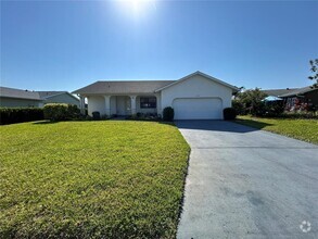 Building Photo - 4424 Coral Lake Dr
