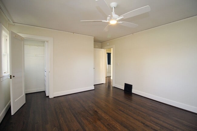 Building Photo - 2241 NE 33rd Ave