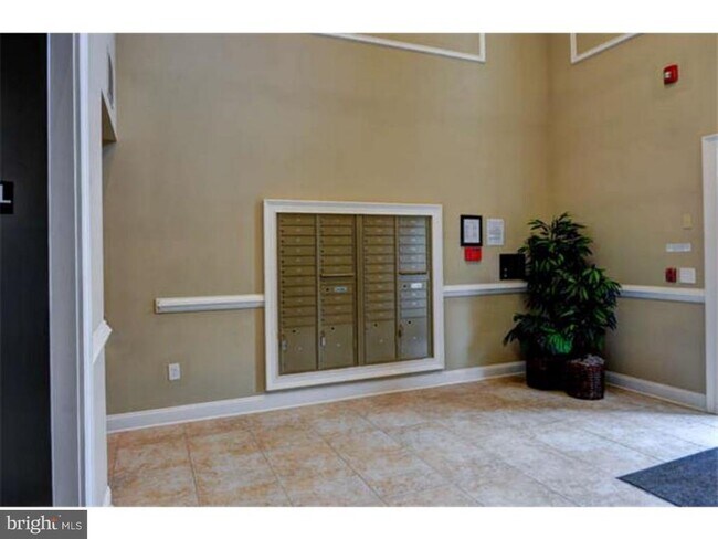 Building Photo - 968 Robbinsville Edinburg Rd