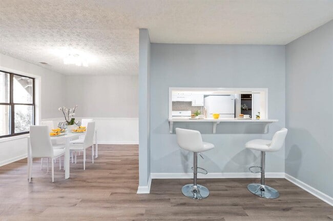 Building Photo - 1213 Hanover Pl