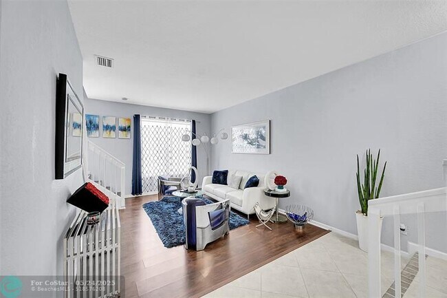 Building Photo - 5418 Sunseeker Blvd