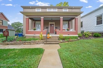Building Photo - 11613 Main St