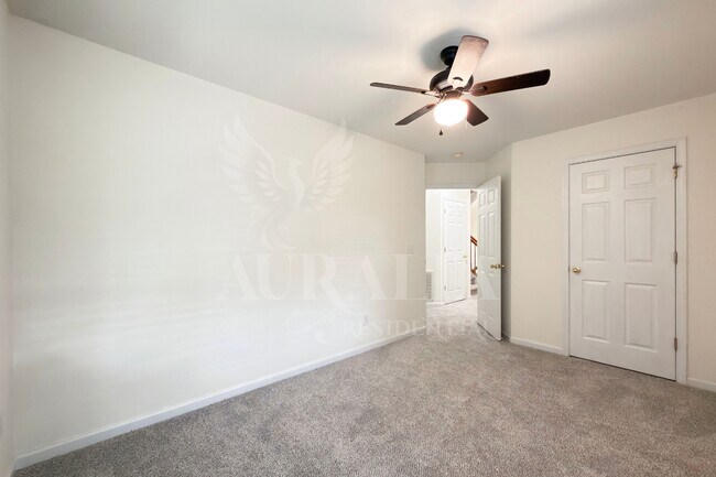 Building Photo - 3021 Barrymore St