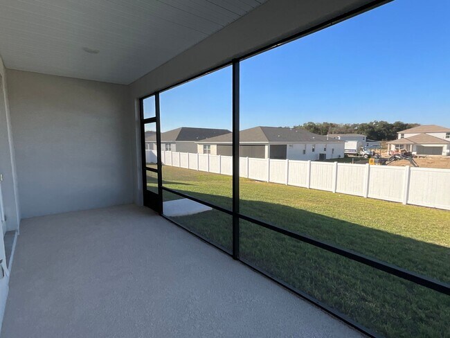 Building Photo - Brand New Home with all the upgrades in an all families community