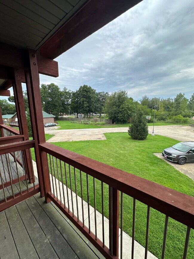 Building Photo - LUXURY RENTAL IN NORTH UTICA – OAK RIDGE VILLAGE