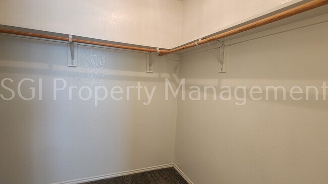 Building Photo - 4829 Egret St
