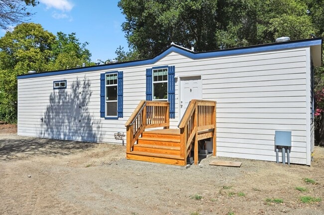 Building Photo - 2291 Guerneville Rd