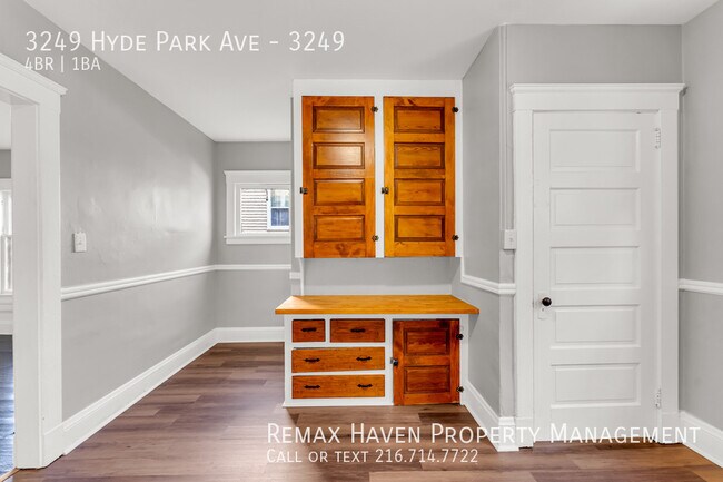 Building Photo - 3249 Hyde Park Ave