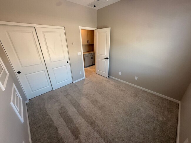 Building Photo - Stylish 3-Bedroom Retreat in the Heart of Gilbert
