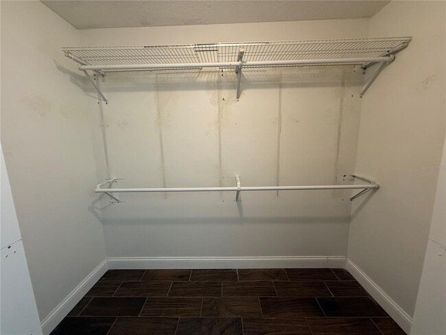 Building Photo - 2680 Bay Leaf Dr