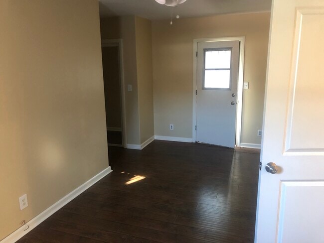 Building Photo - 6426 Arlington Ave