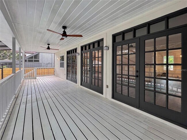 Building Photo - 1368 Hibiscus Ave