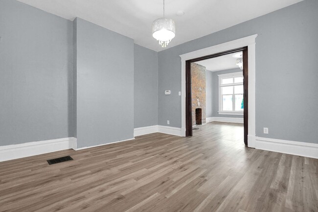 Building Photo - 171-173 N 18th St