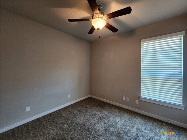 Building Photo - 1143 Creekside Orchard