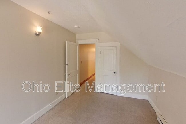 Building Photo - 329 Chittenden Ave