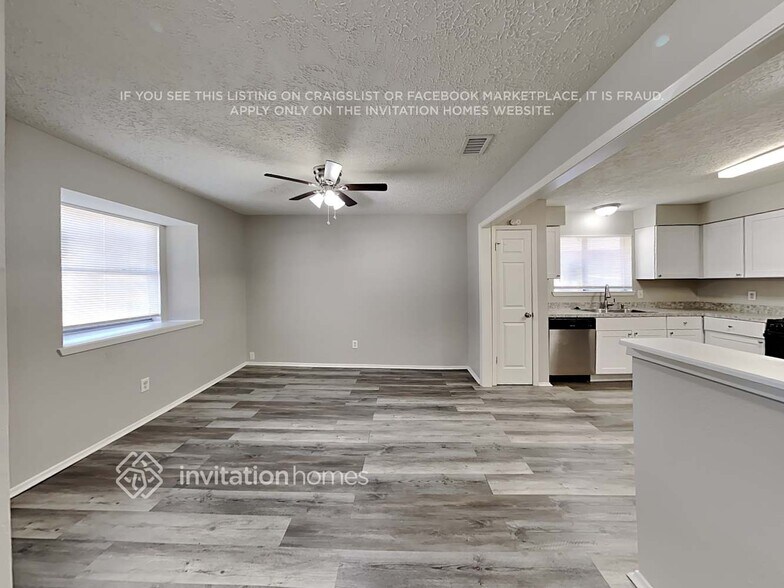 Building Photo - 4126 Pocahontas Dr