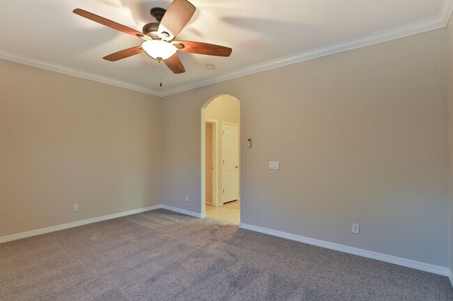 Building Photo - **Beautiful Home in Gilbert, AZ**
