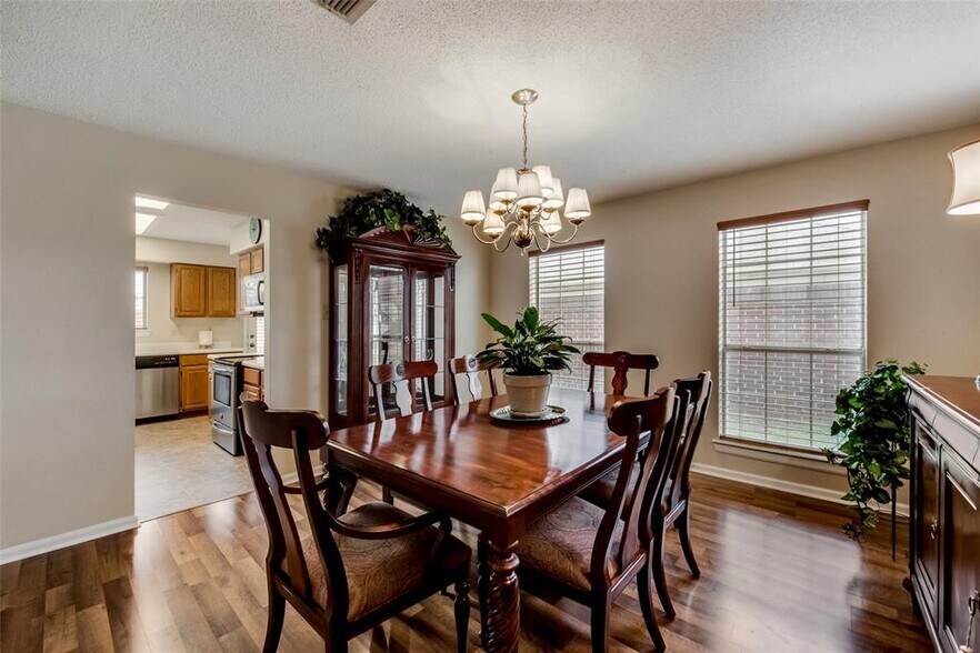 Building Photo - 2848 Ironwood Dr